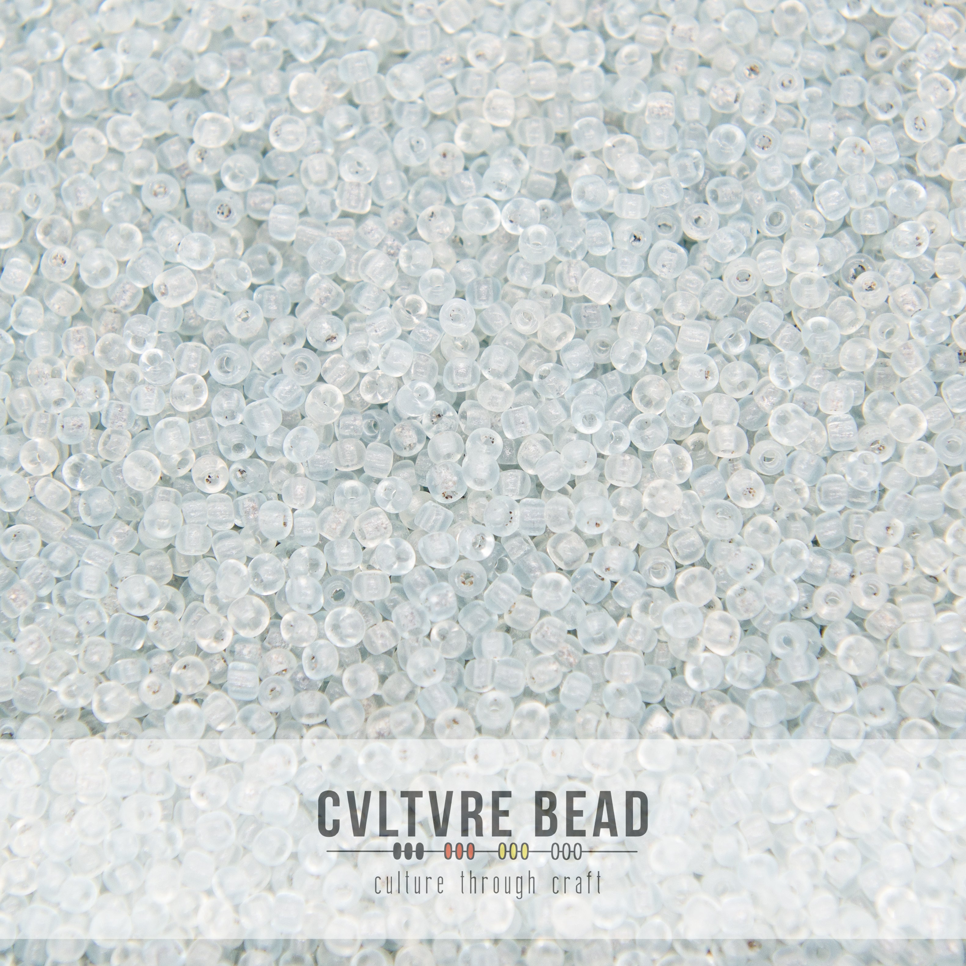 9/0 Vintage Transparent Celeste Blue - Venetian